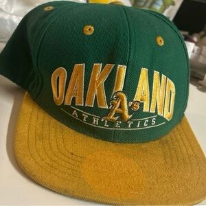 Mens Vintage MLB Oakland Athletics SnapBack Hat by American Needle
